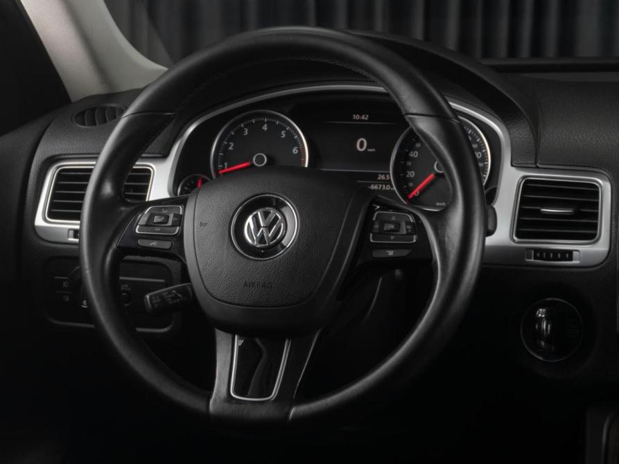 Volkswagen Touareg II Рестайлинг Тюмень  - изображение 16