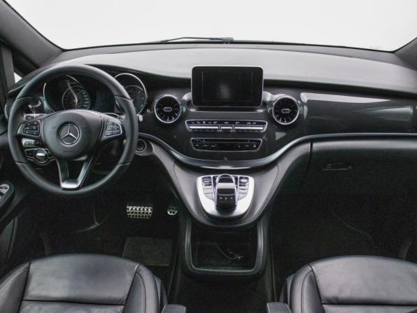 Mercedes-Benz V-Класс III (W447) Рестайлинг с пробегом 2019 года, цена 3 630 000 рублей, 240635 км, минивэн, Автокод Объявления