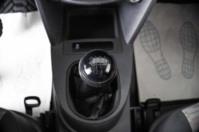Volkswagen Caddy III Рестайлинг с пробегом 2011 года, цена 1 019 000 рублей, 288000 км, фургон, Автокод Объявления