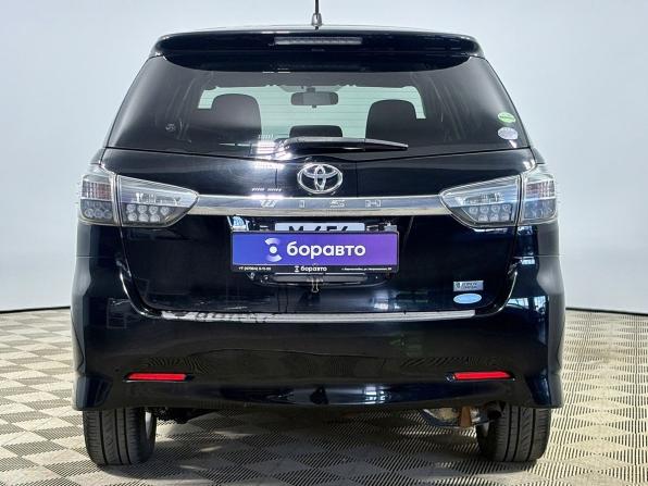 Toyota Wish II Рестайлинг с пробегом 2012 года, цена 1 399 000 рублей, 196575 км, минивэн, Автокод Объявления