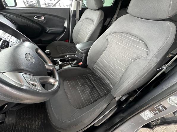 Hyundai ix35 I Рестайлинг с пробегом 2014 года, цена 1 580 000 рублей, 71449 км, внедорожник, Автокод Объявления