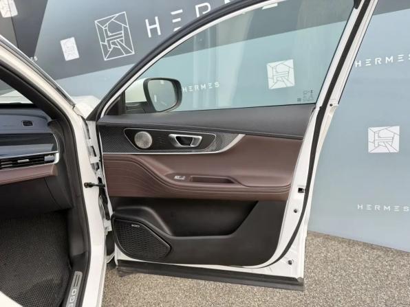 Chery Tiggo 7L I с пробегом 2024 года, цена 2 470 000 рублей, 10077 км, внедорожник, Автокод Объявления