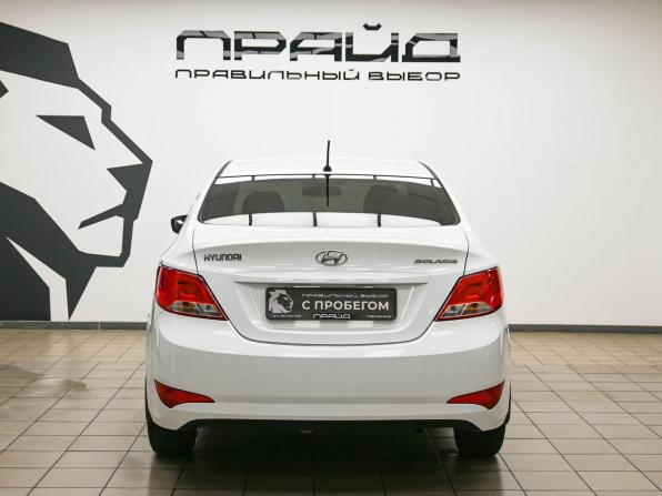 Hyundai Solaris I Рестайлинг с пробегом 2015 года, цена 909 900 рублей, 225307 км, седан, Автокод Объявления