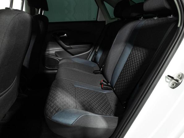 Volkswagen Polo V Рестайлинг с пробегом 2019 года, цена 1 549 585 рублей, 78057 км, седан, Автокод Объявления