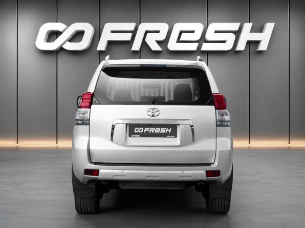 Toyota Land Cruiser Prado 150 Series с пробегом 2013 года, цена 2 898 000 рублей, 179110 км, внедорожник, Автокод Объявления