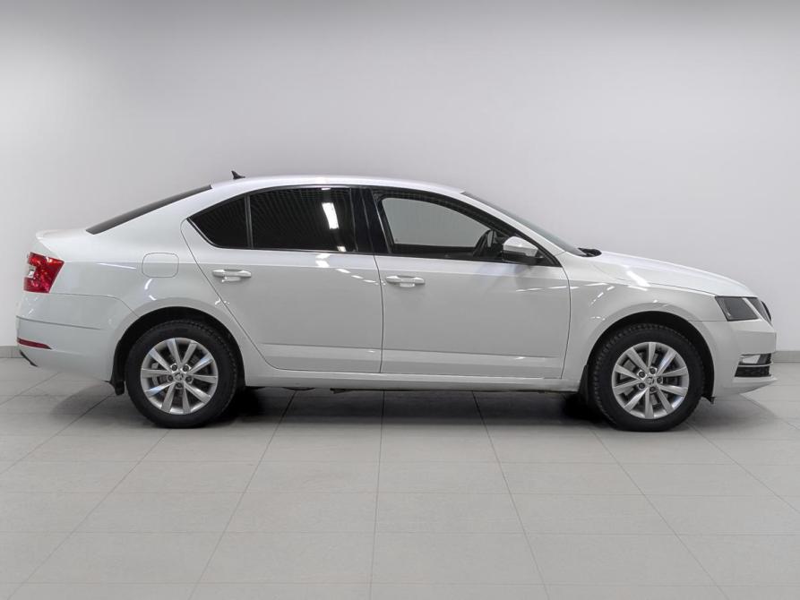 Skoda Octavia III (A7) Рестайлинг Санкт-Петербург  - изображение 4
