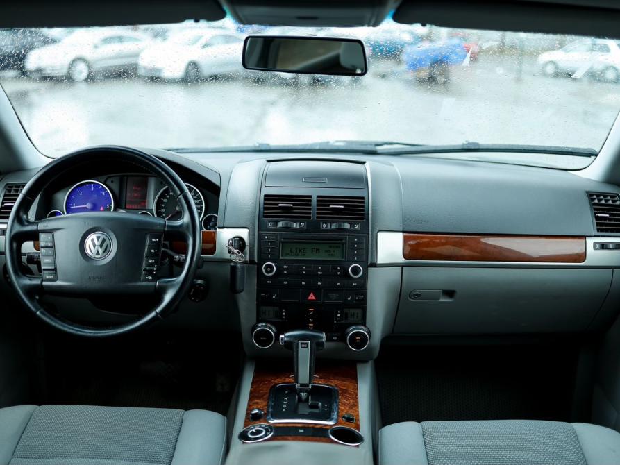 Volkswagen Touareg I Рестайлинг Ижевск  - изображение 8