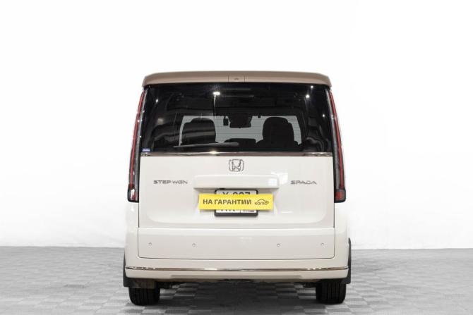 Honda Stepwgn VI с пробегом 2022 года, цена 3 049 000 рублей, 17000 км, минивэн, Автокод Объявления
