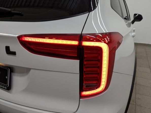 Haval Jolion I Рестайлинг с пробегом 2024 года, цена 2 090 000 рублей, 11669 км, внедорожник, Автокод Объявления