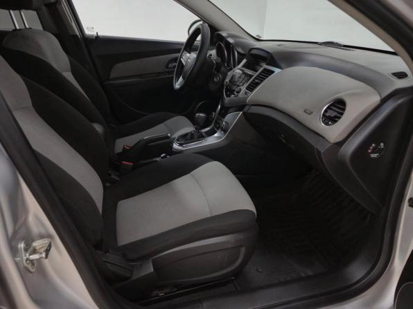 Chevrolet Cruze I с пробегом 2012 года, цена 640 000 рублей, 206304 км, хэтчбек, Автокод Объявления