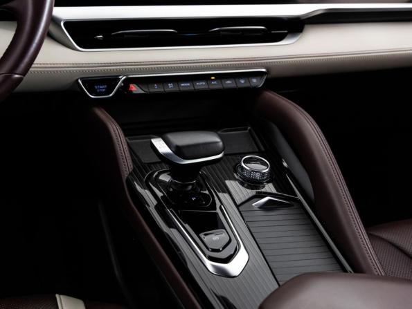 Geely Monjaro I с пробегом 2023 года, цена 2 925 000 рублей, 79045 км, внедорожник, Автокод Объявления