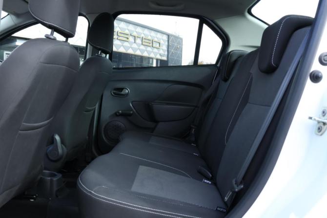 Renault Logan II Рестайлинг с пробегом 2022 года, цена 1 250 000 рублей, 83349 км, седан, Автокод Объявления