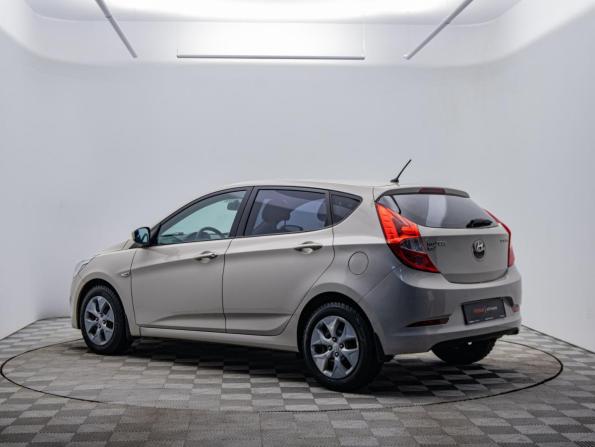 Hyundai Solaris I Рестайлинг с пробегом 2015 года, цена 995 000 рублей, 108855 км, хэтчбек, Автокод Объявления