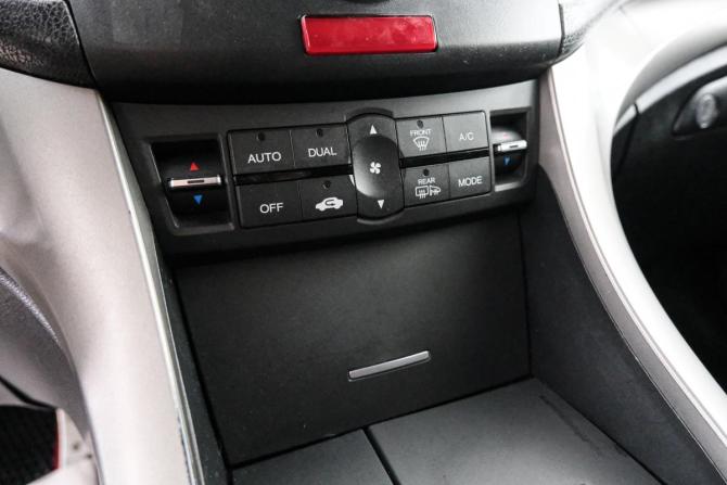 Honda Accord VIII с пробегом 2008 года, цена 929 000 рублей, 282000 км, седан, Автокод Объявления