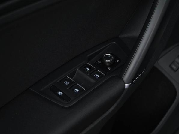 Volkswagen Tiguan II с пробегом 2018 года, цена 2 485 055 рублей, 148536 км, внедорожник, Автокод Объявления
