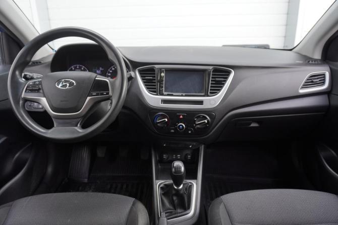 Hyundai Solaris II с пробегом 2017 года, цена 1 249 000 рублей, 95907 км, седан, Автокод Объявления