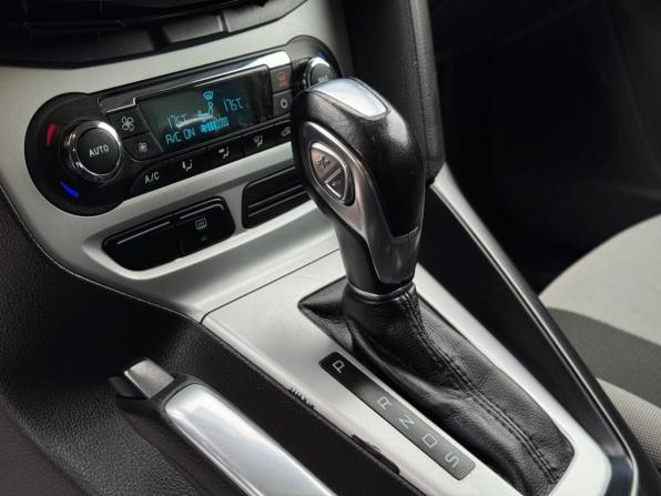 Ford Focus III с пробегом 2012 года, цена 905 000 рублей, 171242 км, хэтчбек, Автокод Объявления