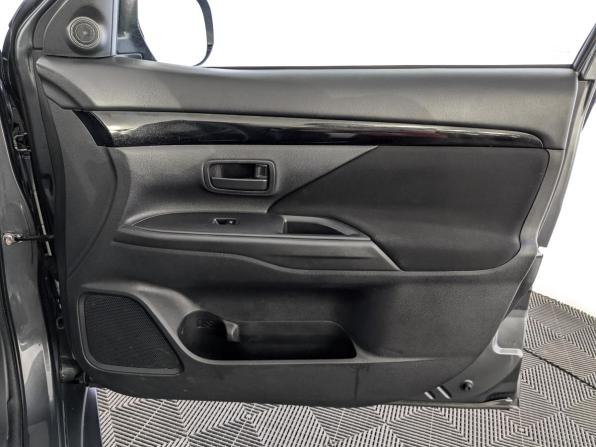 Mitsubishi Outlander III Рестайлинг 3 с пробегом 2019 года, цена 1 875 000 рублей, 123571 км, внедорожник, Автокод Объявления