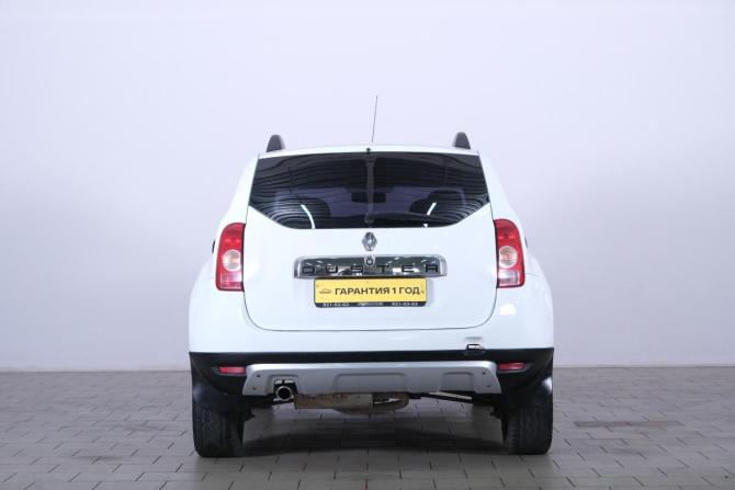 Renault Duster I с пробегом 2015 года, цена 1 119 000 рублей, 242000 км, внедорожник, Автокод Объявления