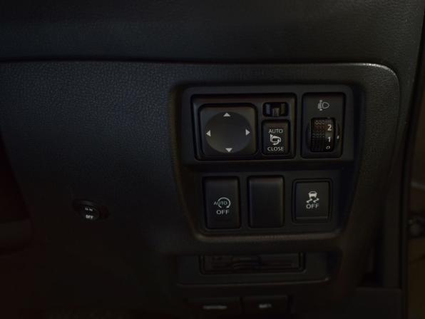 Nissan Juke I Рестайлинг с пробегом 2015 года, цена 1 299 999 рублей, 76212 км, внедорожник, Автокод Объявления