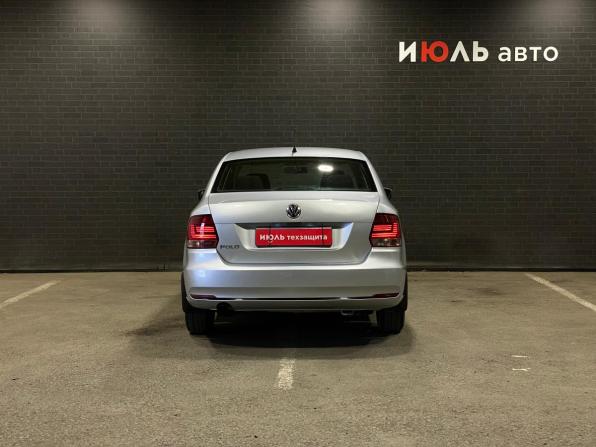 Volkswagen Polo V Рестайлинг с пробегом 2016 года, цена 1 189 000 рублей, 106779 км, седан, Автокод Объявления