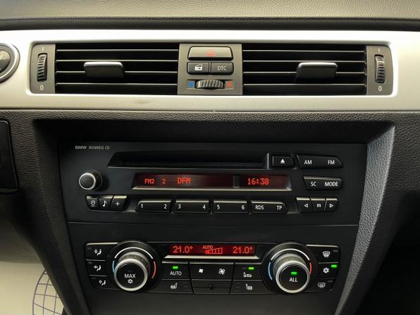 BMW 3 серии V (E90/E91/E92/E93) Рестайлинг с пробегом 2010 года, цена 1 137 000 рублей, 111078 км, седан, Автокод Объявления