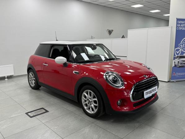 Mini Hatch III (F55/F56) Рестайлинг с пробегом 2020 года, цена 1 900 000 рублей, 80083 км, хэтчбек, Автокод Объявления