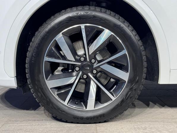 Li Auto (Lixiang) L7 I с пробегом 2023 года, цена 5 550 000 рублей, 28467 км, внедорожник, Автокод Объявления