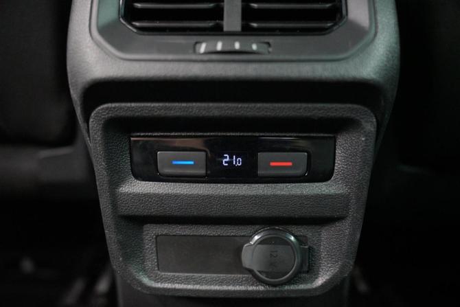 Volkswagen Tiguan II Рестайлинг с пробегом 2021 года, цена 3 294 000 рублей, 65000 км, внедорожник, Автокод Объявления