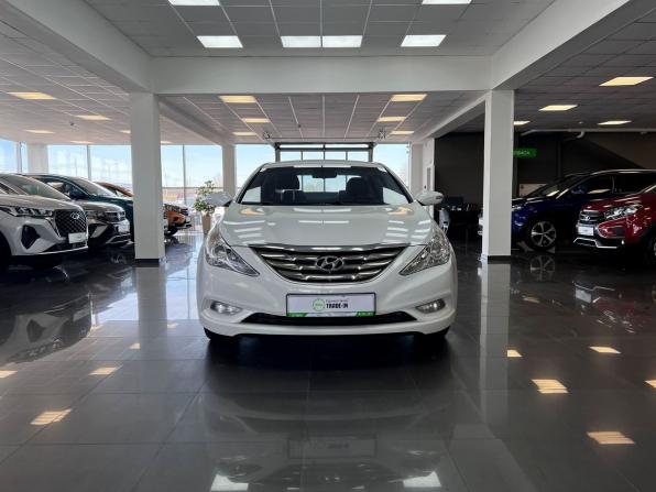 Hyundai Sonata VI (YF) с пробегом 2011 года, цена 1 120 000 рублей, 179814 км, седан, Автокод Объявления
