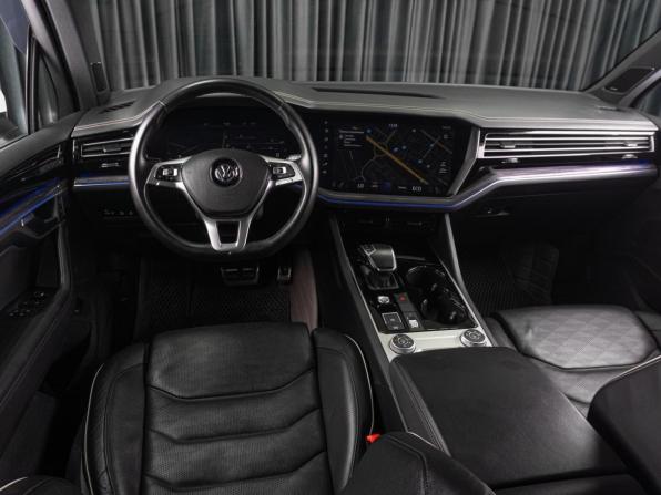Volkswagen Touareg III с пробегом 2020 года, цена 5 699 000 рублей, 59802 км, внедорожник, Автокод Объявления