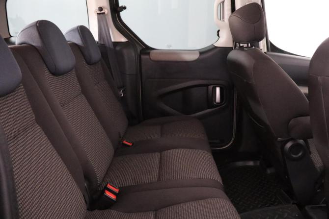Peugeot Partner II Рестайлинг с пробегом 2013 года, цена 839 000 рублей, 142000 км, минивэн, Автокод Объявления