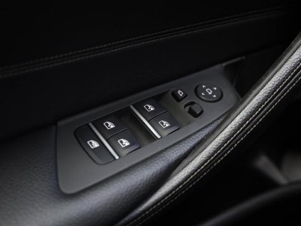 BMW 5 серии VII (G30/G31/G38) с пробегом 2018 года, цена 3 149 000 рублей, 142267 км, седан, Автокод Объявления