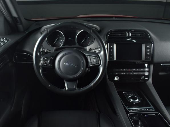 Jaguar F-Pace I с пробегом 2017 года, цена 2 499 999 рублей, 69592 км, внедорожник, Автокод Объявления