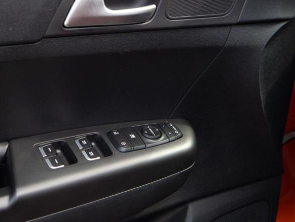 Kia Sportage IV Рестайлинг с пробегом 2019 года, цена 2 398 000 рублей, 60531 км, внедорожник, Автокод Объявления
