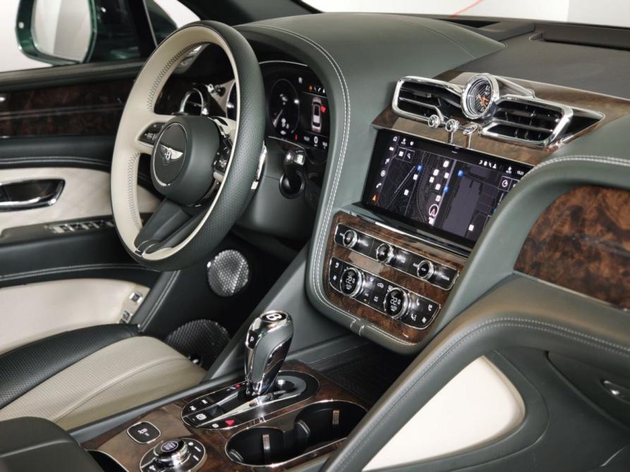 Bentley Bentayga I Рестайлинг Москва  - изображение 25
