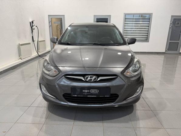 Hyundai Solaris I с пробегом 2014 года, цена 697 000 рублей, 311965 км, седан, Автокод Объявления