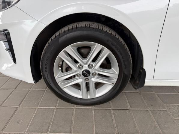 Kia Ceed III с пробегом 2019 года, цена 1 780 000 рублей, 122200 км, хэтчбек, Автокод Объявления