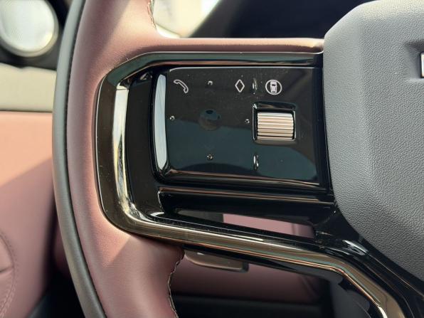 Land Rover Range Rover Evoque II Рестайлинг с пробегом 2025 года, цена 5 690 000 рублей, 25 км, внедорожник, Автокод Объявления