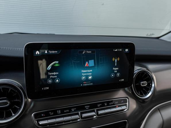 Mercedes-Benz V-Класс III (W447) Рестайлинг с пробегом 2022 года, цена 9 700 000 рублей, 17689 км, минивэн, Автокод Объявления
