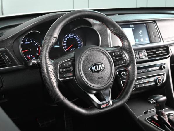 Kia Optima IV с пробегом 2017 года, цена 1 899 000 рублей, 185282 км, седан, Автокод Объявления