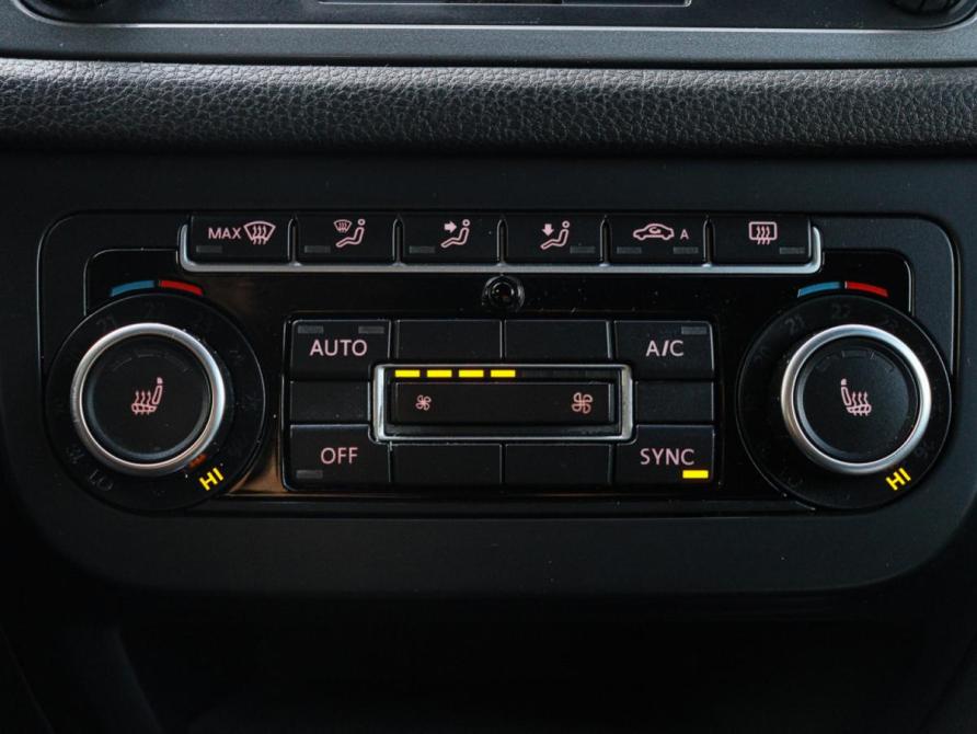 Volkswagen Tiguan I Рестайлинг Москва  - изображение 15