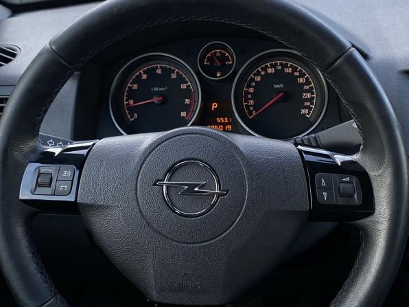 Opel Astra H Рестайлинг с пробегом 2010 года, цена 499 000 рублей, 296018 км, седан, Автокод Объявления