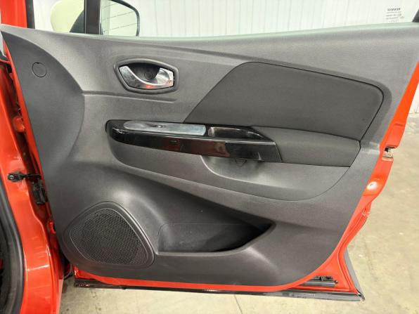 Renault Kaptur I с пробегом 2017 года, цена 1 257 000 рублей, 120051 км, внедорожник, Автокод Объявления