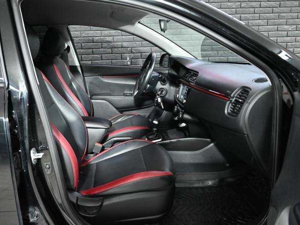 Kia Rio IV с пробегом 2019 года, цена 1 630 000 рублей, 119153 км, хэтчбек, Автокод Объявления