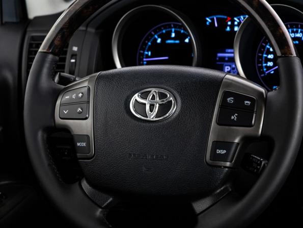 Toyota Land Cruiser 200 Series с пробегом 2008 года, цена 2 499 000 рублей, 255309 км, внедорожник, Автокод Объявления