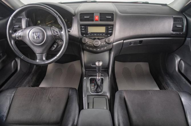 Honda Accord VII Рестайлинг с пробегом 2007 года, цена 949 000 рублей, 258000 км, седан, Автокод Объявления
