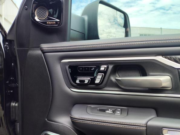 Ram 1500 V Рестайлинг с пробегом 2026 года, цена 11 500 000 рублей, 32 км, пикап, Автокод Объявления