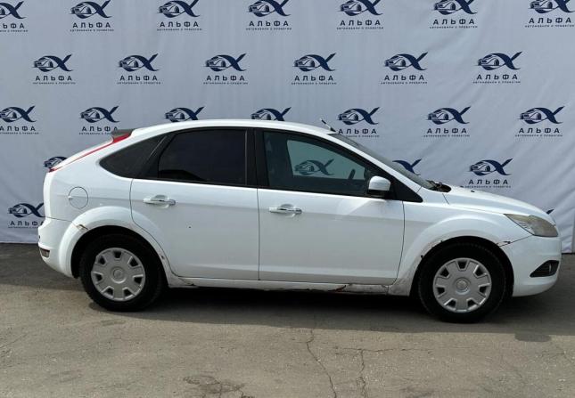 Ford Focus II Рестайлинг с пробегом 2010 года, цена 385 000 рублей, 260454 км, хэтчбек, Автокод Объявления