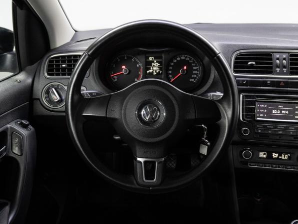 Volkswagen Polo V с пробегом 2014 года, цена 1 169 000 рублей, 61958 км, седан, Автокод Объявления